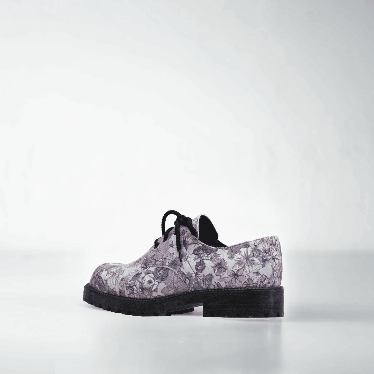 2. Side view of Samelin Floral apparatus sneakers with floral design, highlighting durable TR-rubber sole