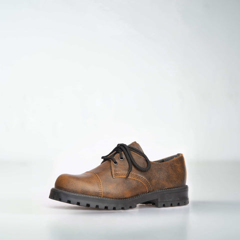 1. Unisex light brown leather Samelin Widgets in studio setting, showcasing military-grade quality and robust design