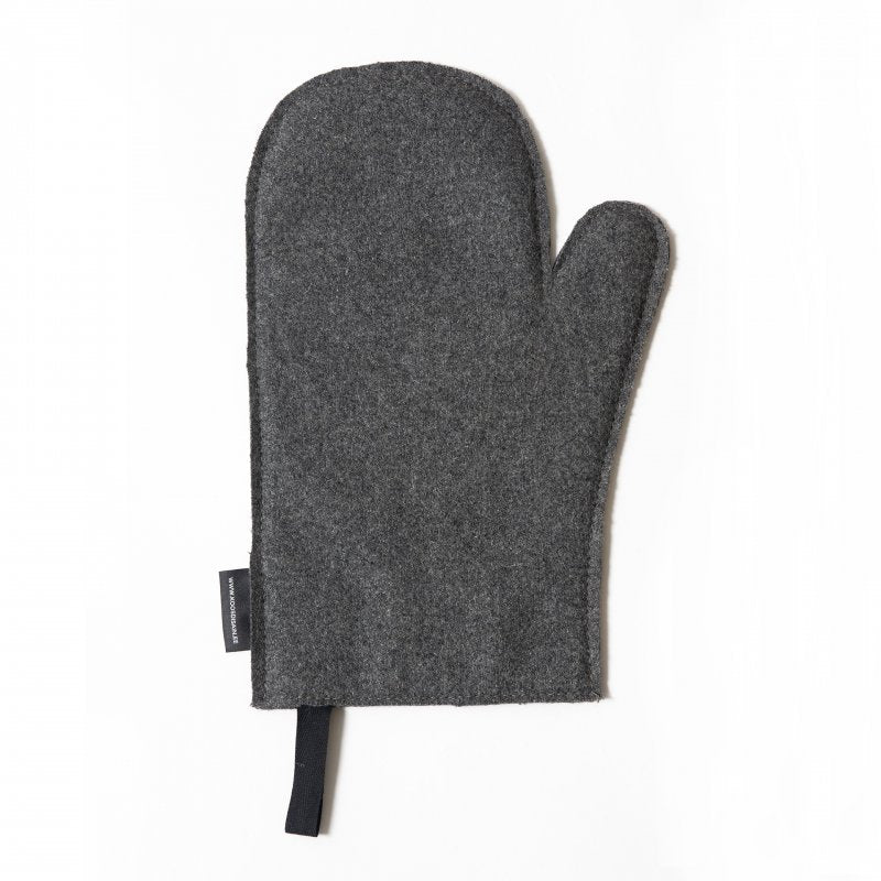 1. Grey felt oven mitten with black cotton hook, featuring KOOSdisain label on white background