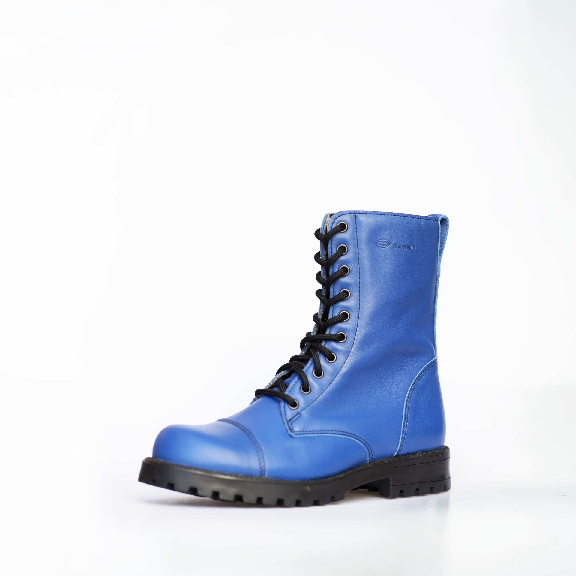 1. Unisex 511 Blue boots by Samelin in studio, showcasing water-repellent natural leather and black laces
