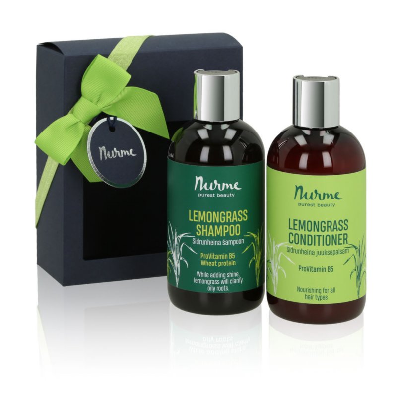 1. Smells Like Spells Rune candle FREYR in green with packaging, showcasing mystical design and soy wax material