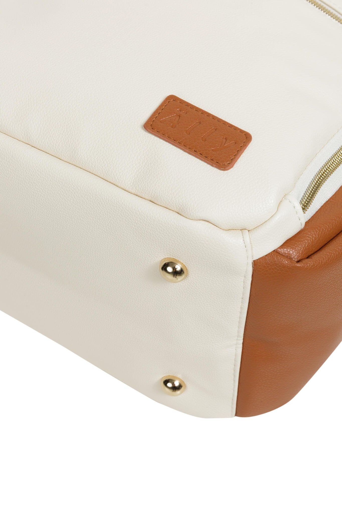 18. Stroller straps for Ally Scandic small cappuccino diaper backpack in studio