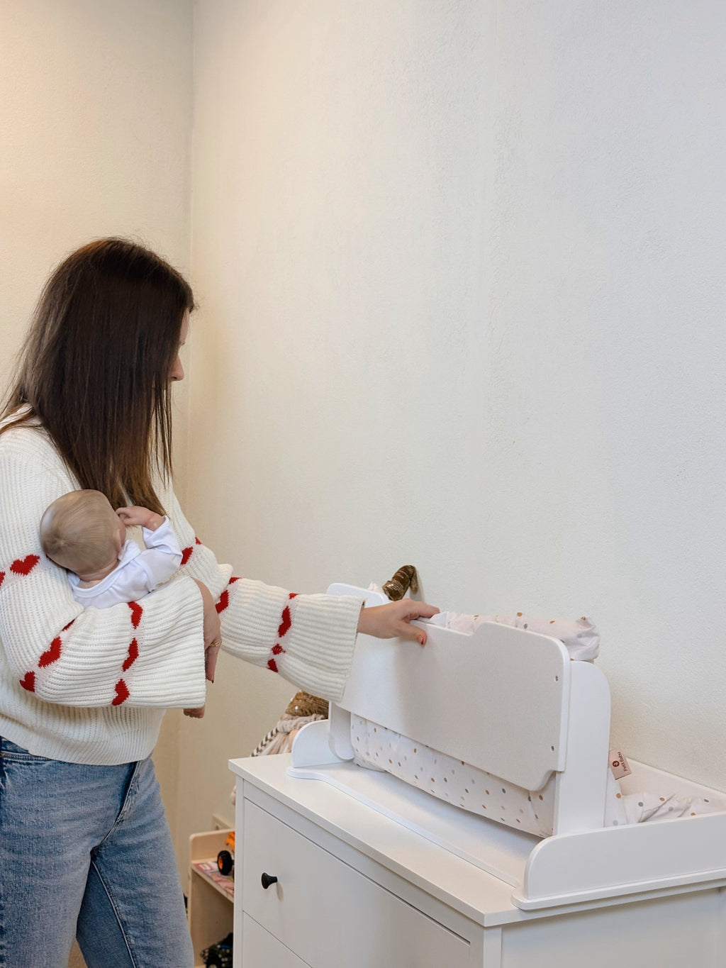 Pārveidojamais pārtinamais galds