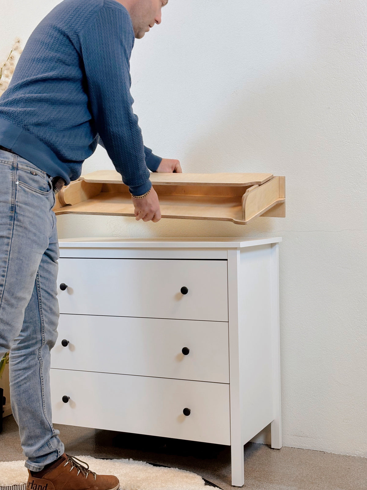 Pārveidojamais pārtinamais galds