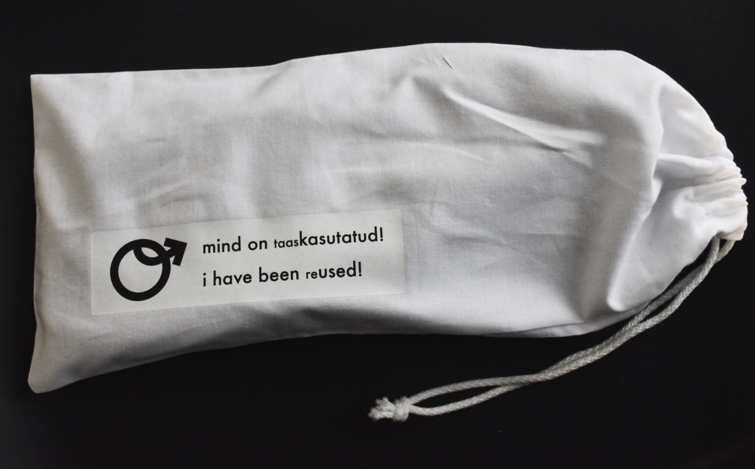 5. Reusable shoe bag for Omaking Sulbi slippers, made from textile remnants with eco-friendly message
