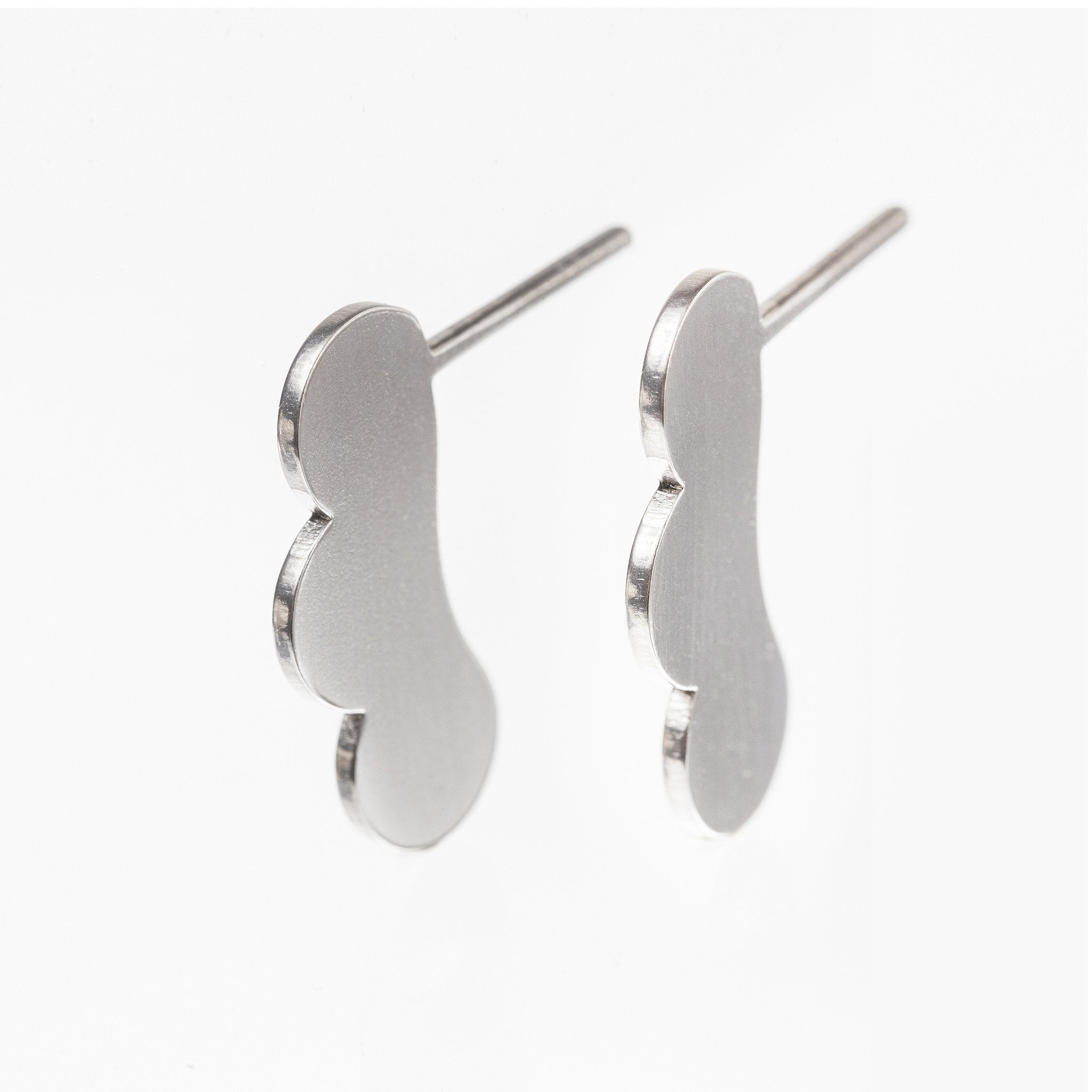 6. Studio shot of Lentsius Rubus earrings, highlighting half-matte finish and unique design