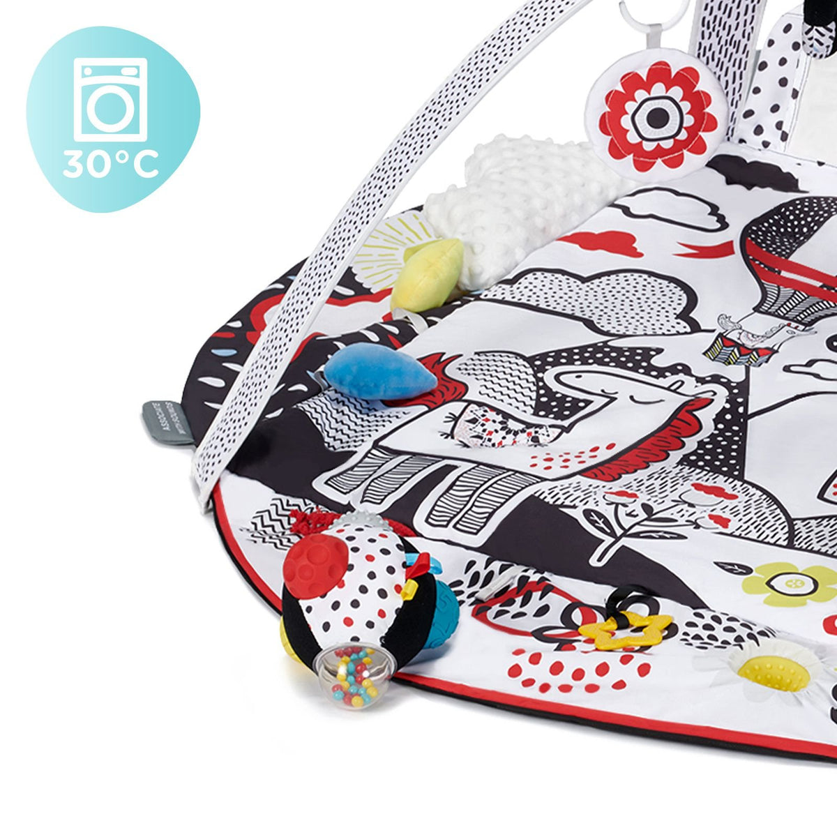 3. Close-up of Kinderkraft 4SMART playmat showing colorful patterns and textures