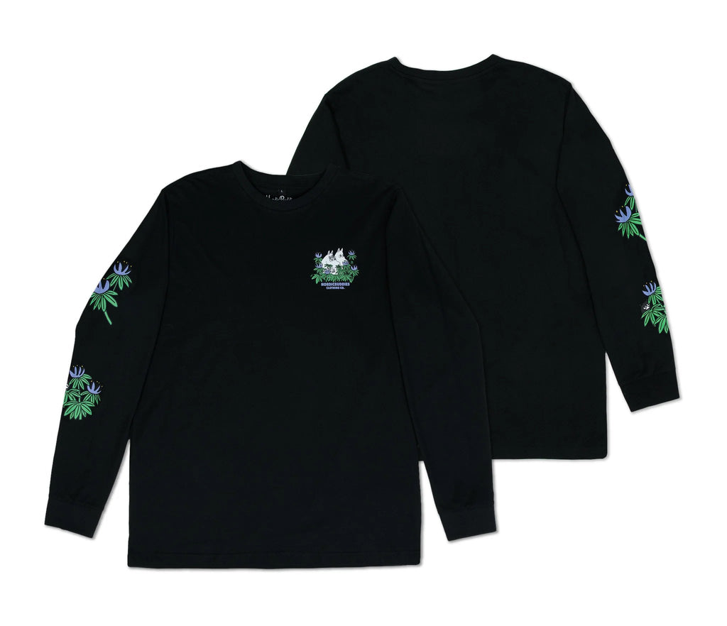 2. Flat lay of Moomin by NordicBuddies black longsleeve shirt with cuffrib, showing front and back design