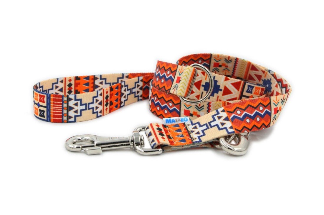 3. Close-up of boho patterned adjustable dog leash with metal carabineer and Matteo logo on white background