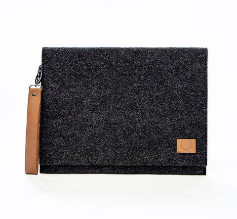 4. Front view of Nordhale Berg 13-inch black laptop bag with removable wristband