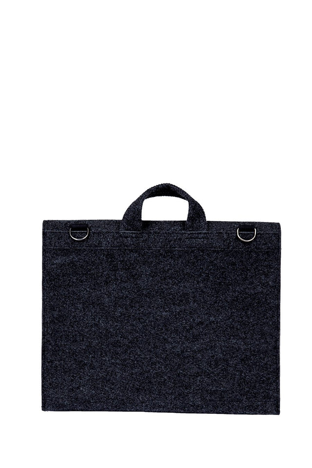 4. Back view of Nordhale black briefcase Hjo, showing handle and attachment rings