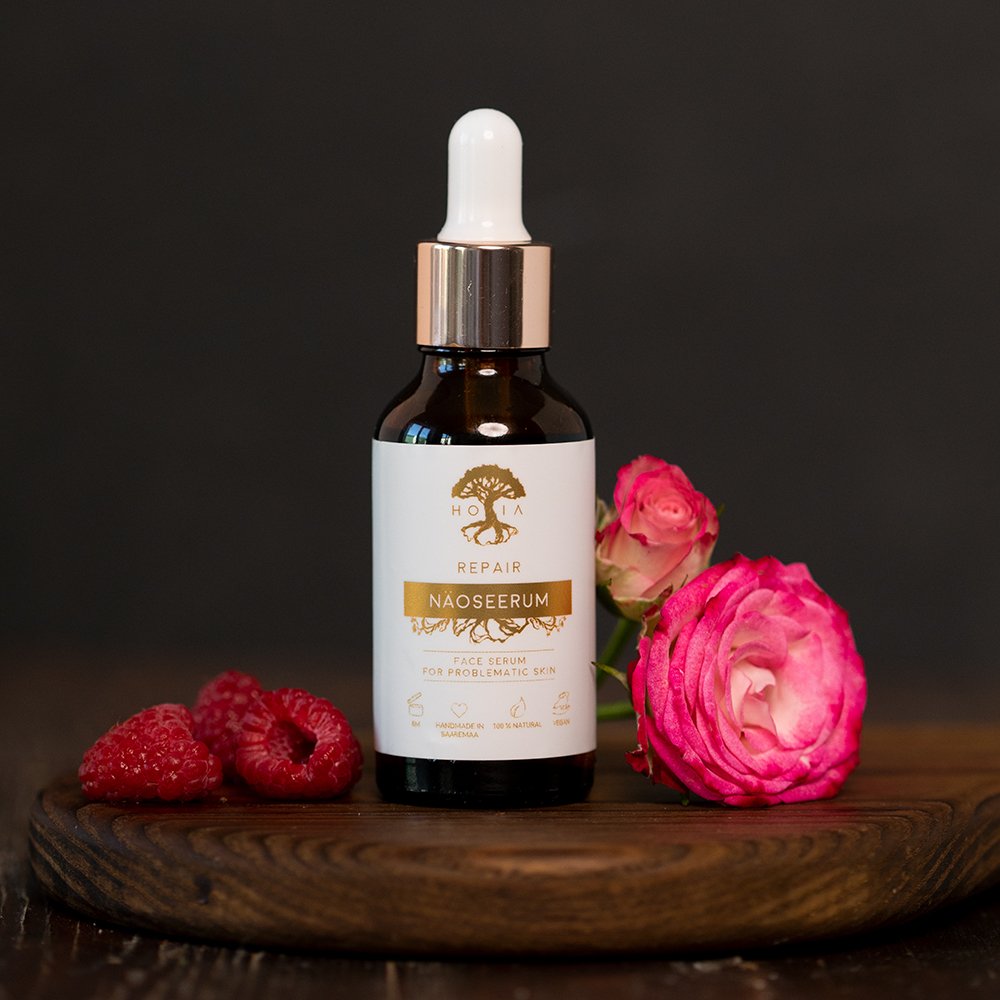 2. HOIA homespa Face Serum REPAIR for problematic skin, with raspberries and pink roses, lifestyle setting