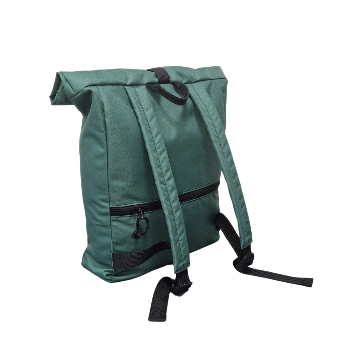 8. Size chart for Drinbags WHO LET THE BEANS OUT backpack, showing medium and large dimensions