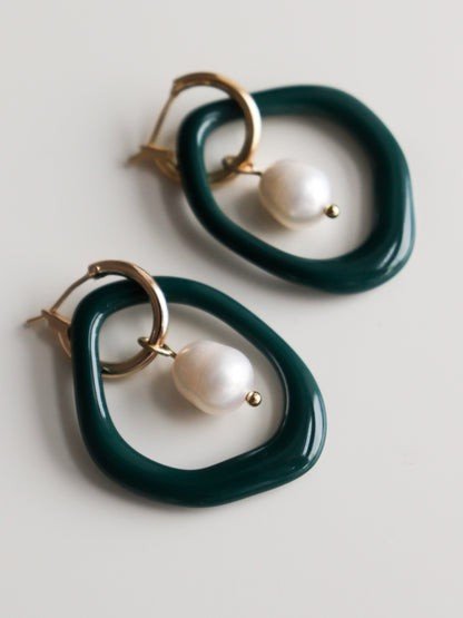 8. Rozenthal Arp Pearl and Porcelain Hoops in dark green with freshwater pearls, close-up