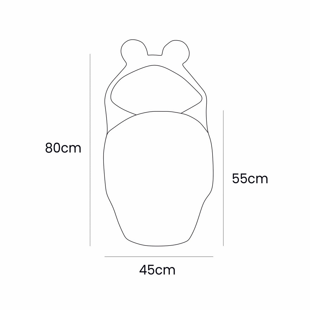 2. Size chart for baby swaddle with bear ears showing dimensions 45 x 80 cm