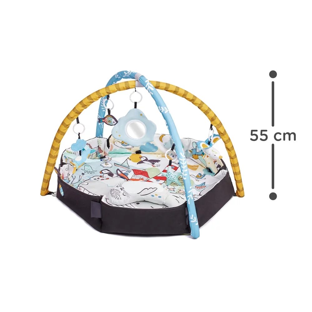 9. Kinderkraft Smartplay Sea playmat with dimensions 55 cm shown with plush toys