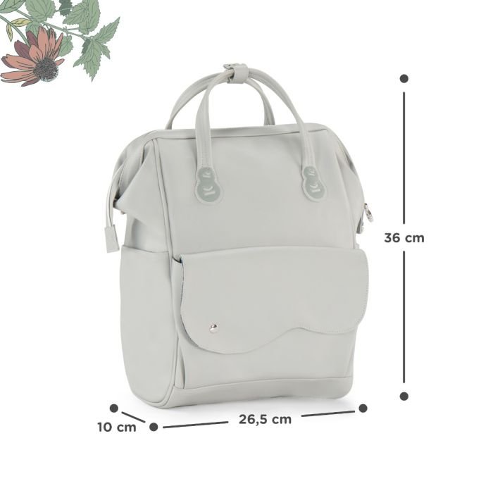 7. Size chart for Kinderkraft Treasureback backpack showing dimensions in centimeters