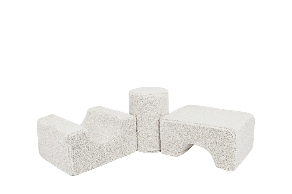 4. Ecru MeowBaby Bearly Shape Set with three elements arranged in a semi-circle, emphasizing the versatility and soft texture