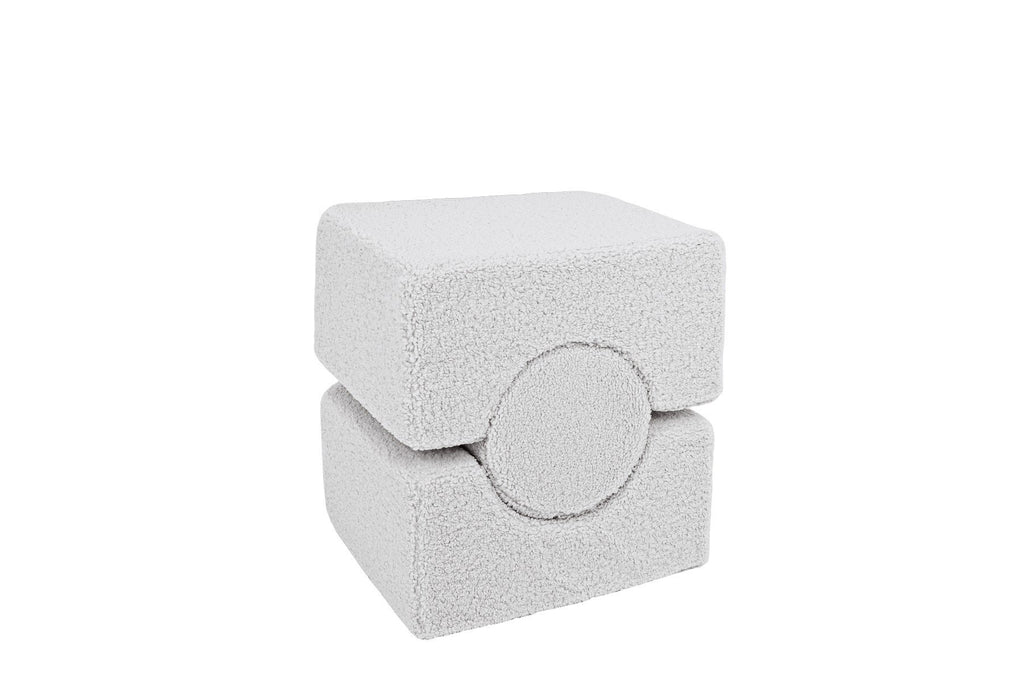2. Stacked arrangement of MeowBaby Bearly Shape Set elements in white, highlighting the modular design
