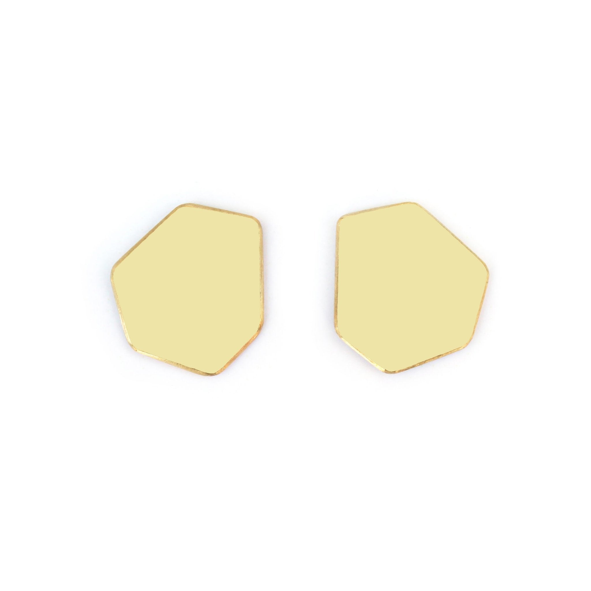 2. Lisa Kroeber Jewellery MINI earrings in light yellow, studio shot