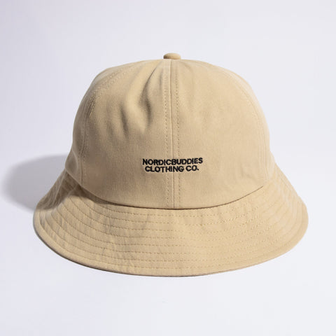 3. Studio shot of Pippi Longstocking beige bucket hat by NordicBuddies, back view with branding