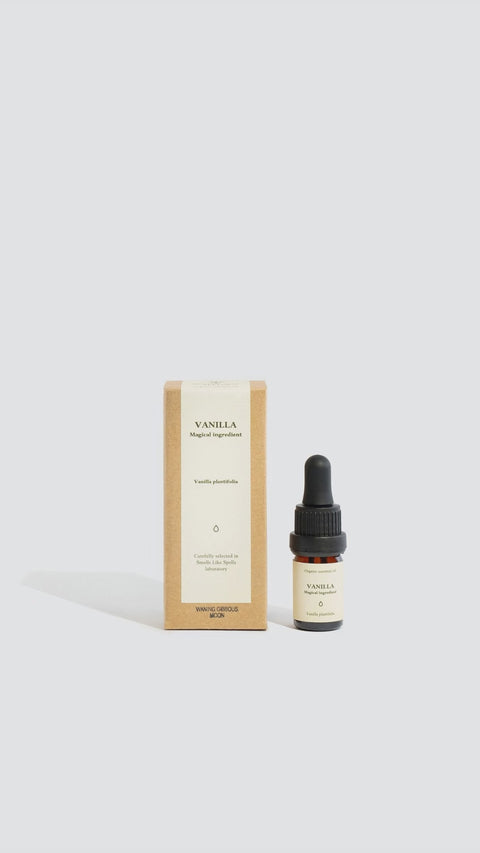 🍨 Calm, creamy #Vanilla vibes in every drop.

5 ml glass bottle + pipette. Hand‑made in Lithuania. Pure #Aromatherapy by #SmellsLikeSpells.

Use code SOCIAL10 for 10% off.
Shop: https://nooredx.ee/products/vanilla-essential-oil

#HomeFragrance #EssentialOils #NooredX #Europe