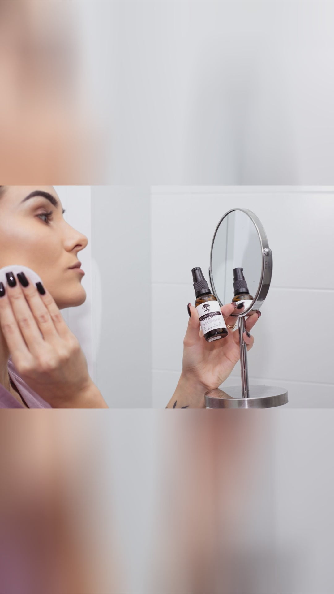 🌿 Radiant skin is just a swipe away! Try HOIAhomespa Organic Make-up Removing Oil for soothed, refreshed skin. Get a free Body Cream with orders until Dec 14! 🥳 Shop here: https://nooredx.ee/products/organic-make-up-removing-oil-30ml CleanBeauty SkinCare