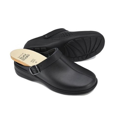 2. Studio shot of Omaking black professional sandals, highlighting removable cork insoles and durable PU outsole