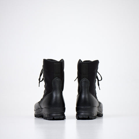 5. Rear view of Samelin 598 Desert Boots Vibram in black, displaying heel and back design